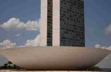 Deputados se opõem à aprovação do PL da Dosimetria na Câmara